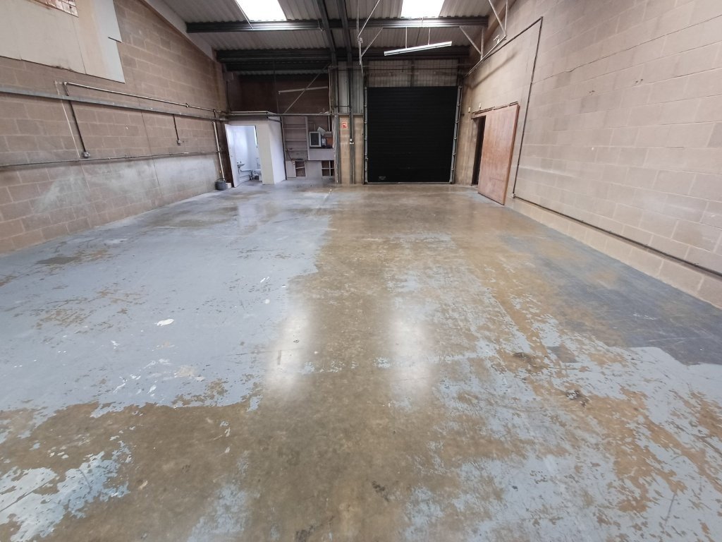 Industrial Unit in Corby - photo 3