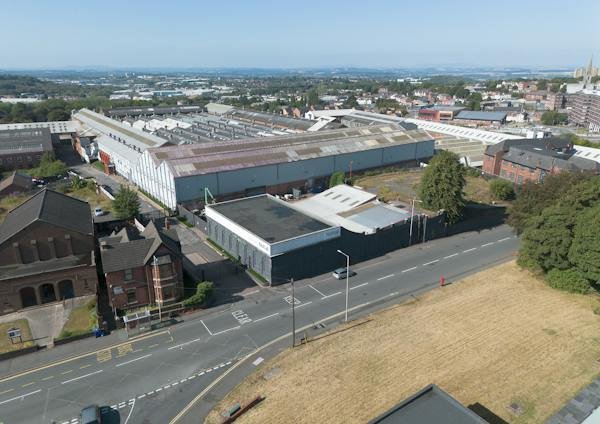 Industrial Unit in Dudley - photo 2