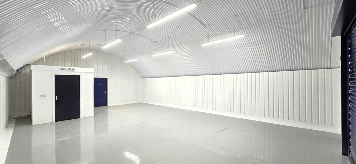Industrial Unit in Bethnal Green, London - photo 3