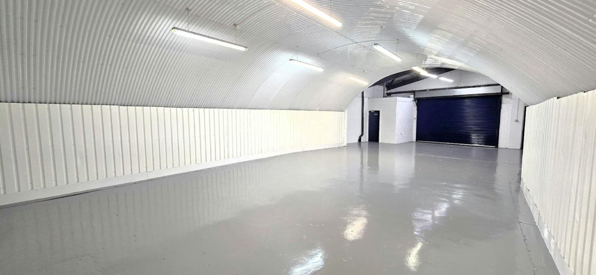 Industrial Unit in Bow, London - photo 4