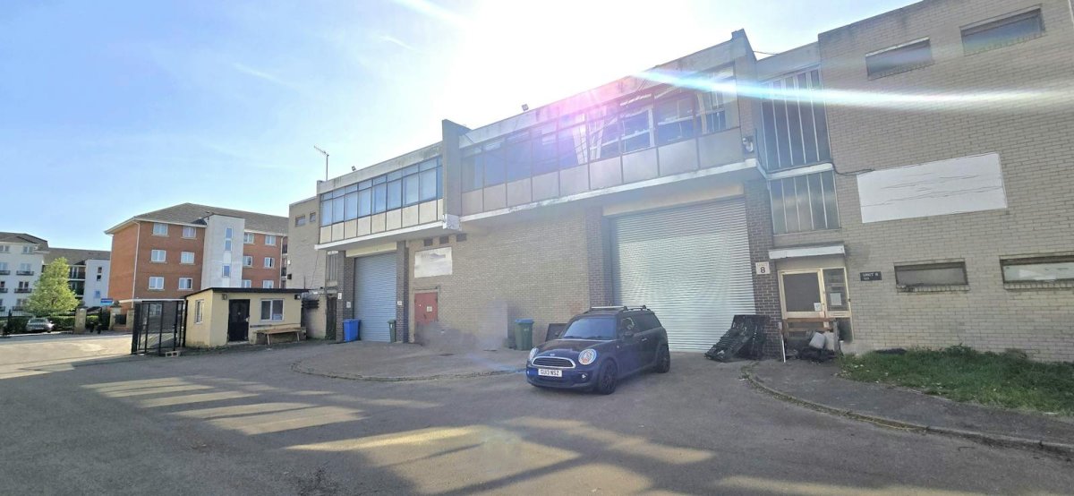 Industrial Unit in Abbey Wood, London - photo 2