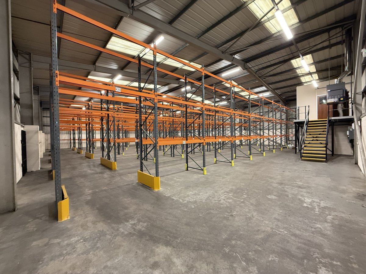 Industrial Unit in Hinckley - photo 2