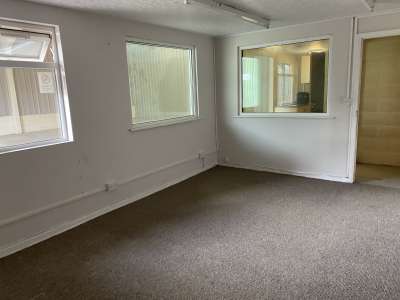 Industrial Unit in Oakham - photo 3