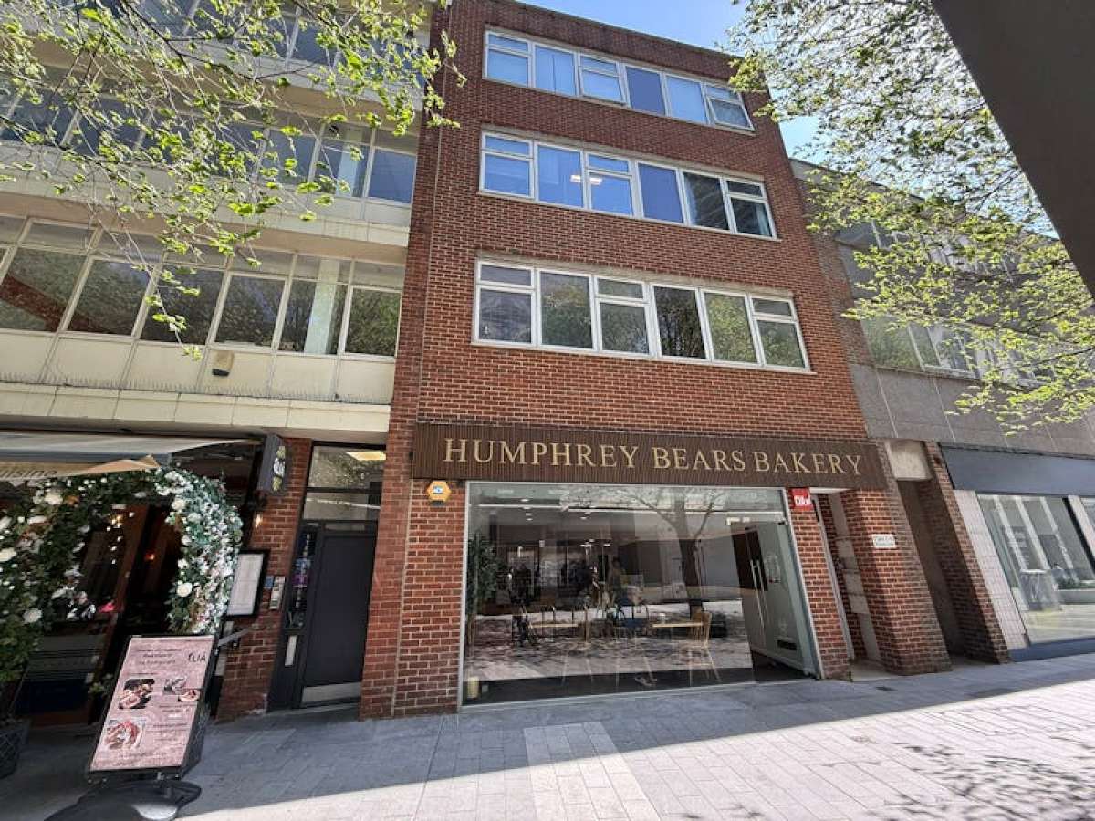 Investment in Woking - photo 2