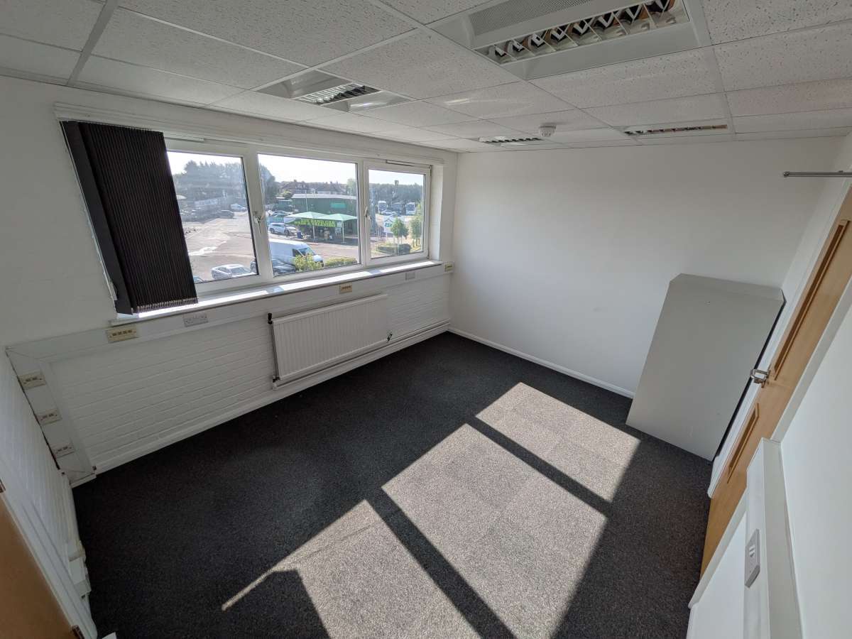 Office in Eastbourne - photo 3