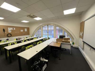 Office in Sheffield - photo 2