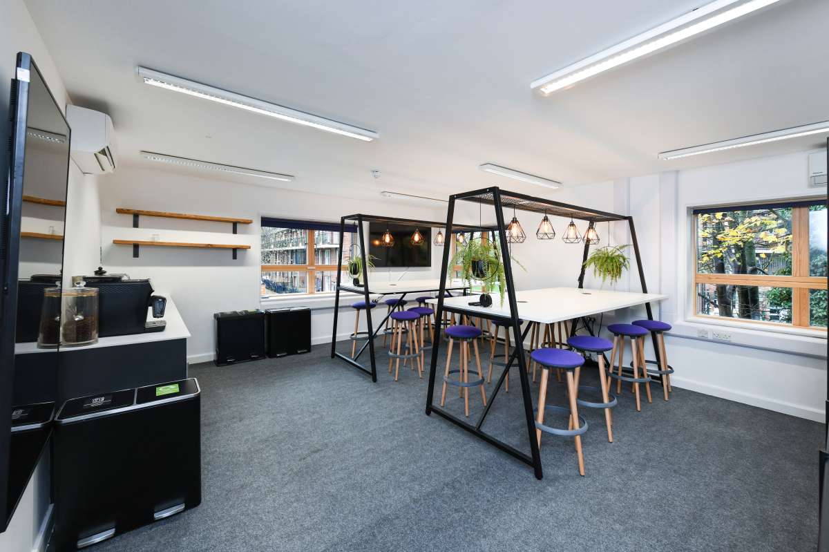 Office in Lenton - photo 2