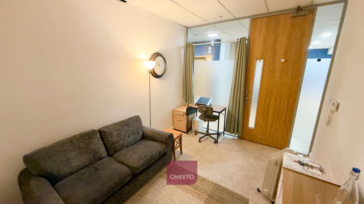 Office in Nottingham - photo 2