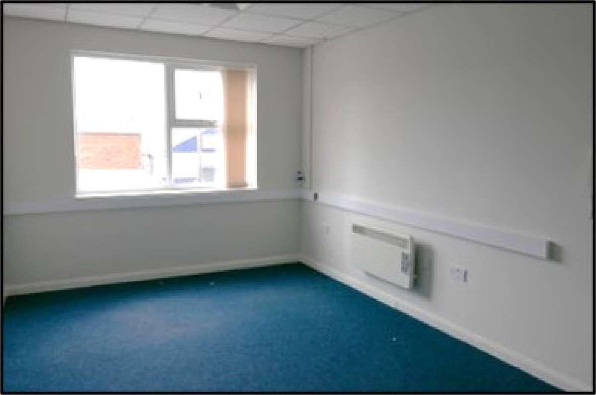 Office in Derby - photo 3