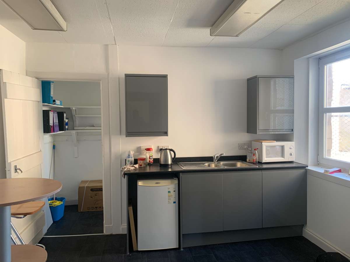 Office in Perth - photo 4