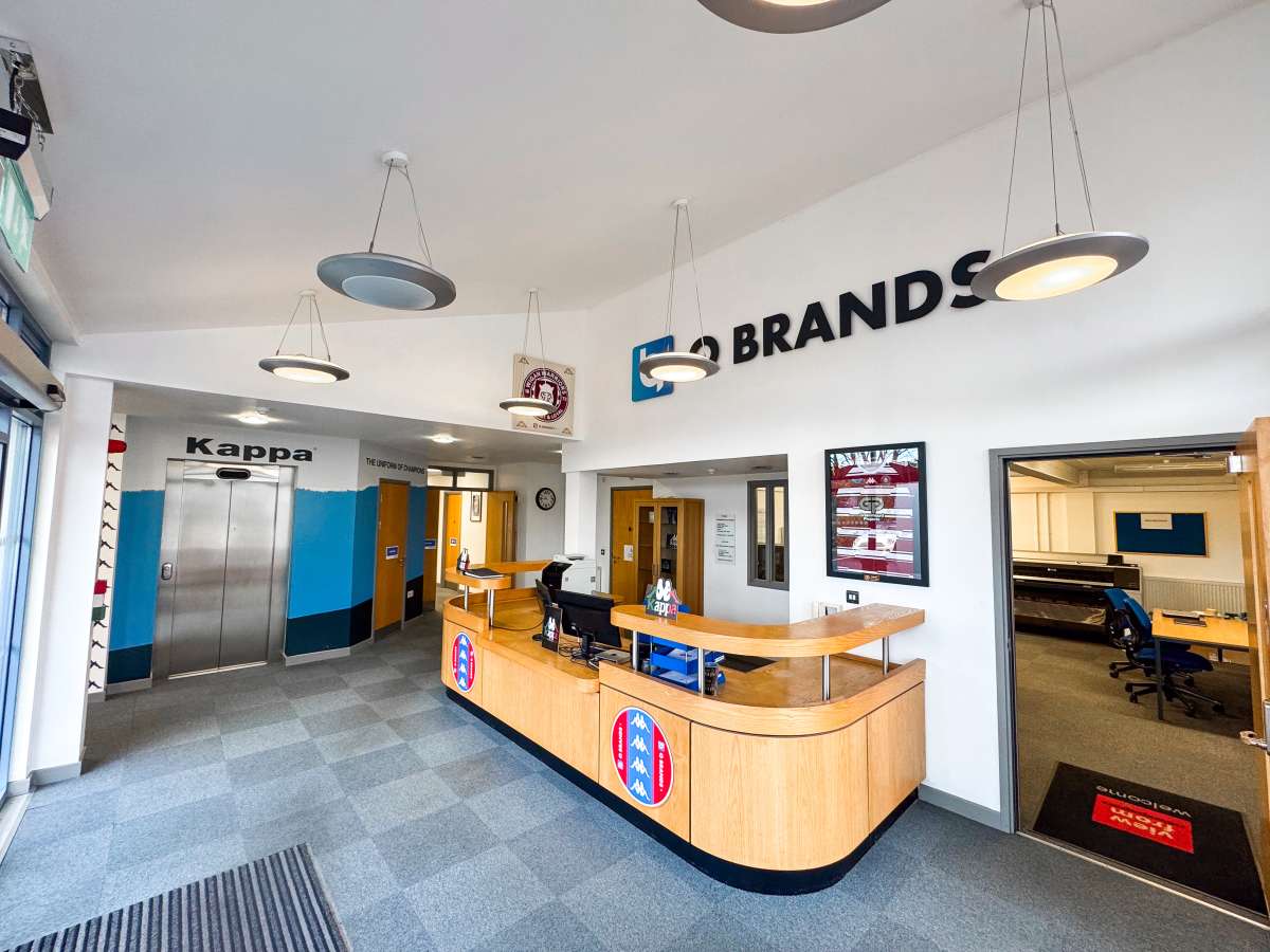 Office in Newham - photo 2