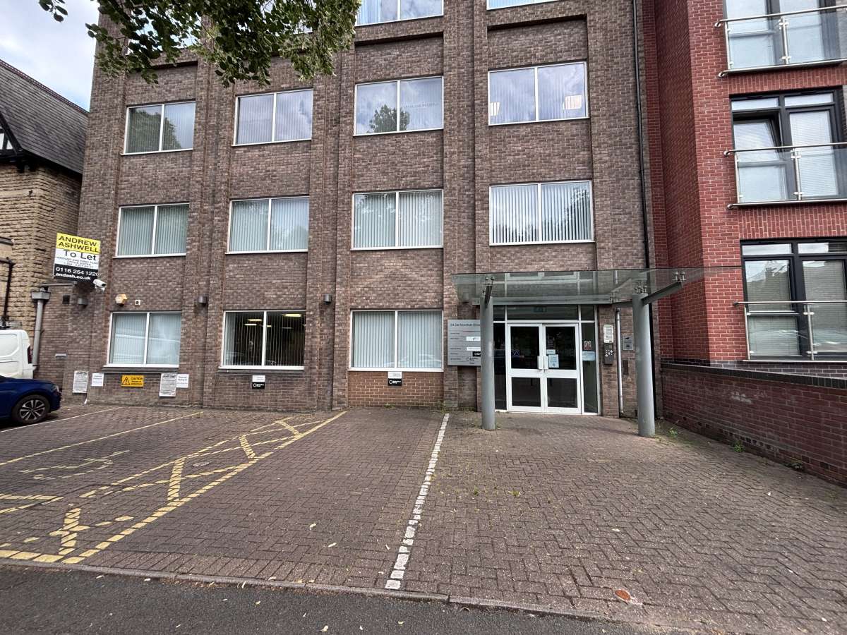 Office in Leicester - photo 3