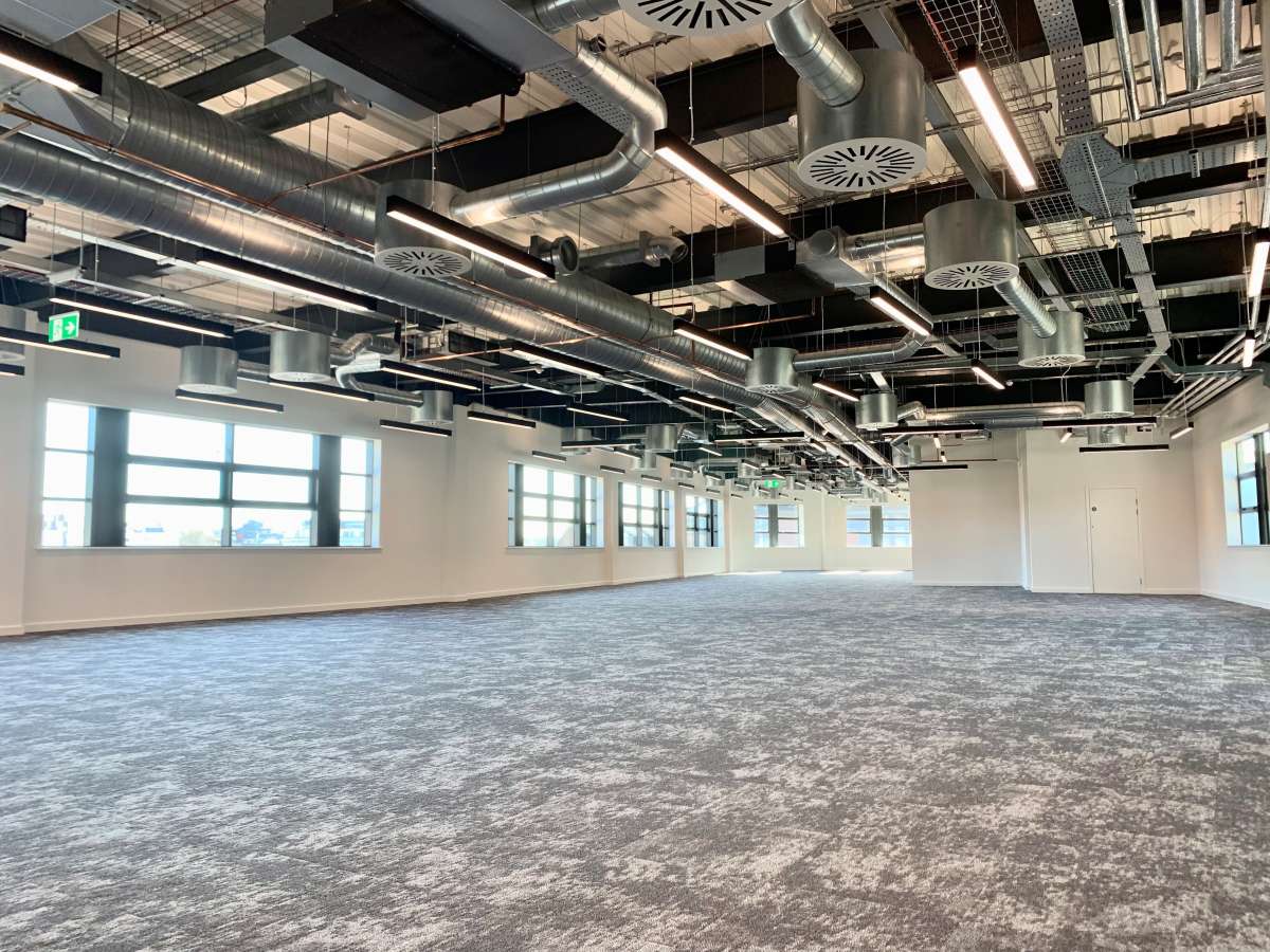 Office in Newcastle Upon Tyne - photo 2