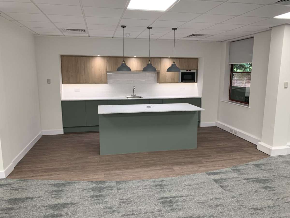 Office in Poole - photo 3