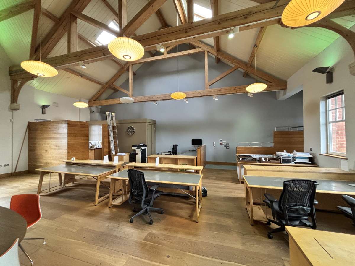 Office in Enderby - photo 3