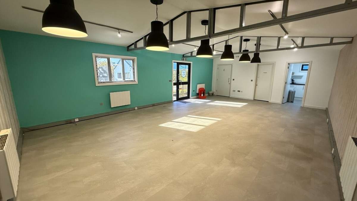 Office in Belper - photo 3