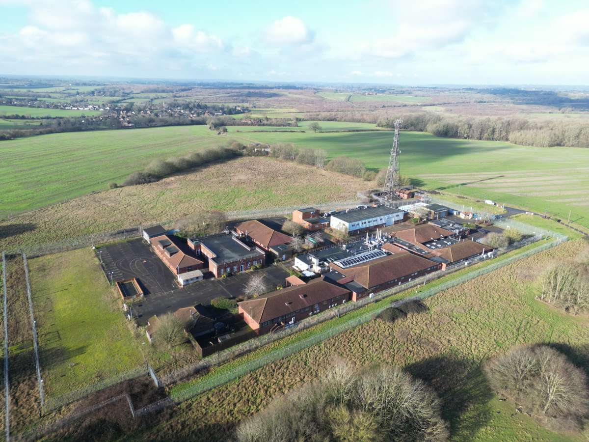 Office in Sandridge - photo 3