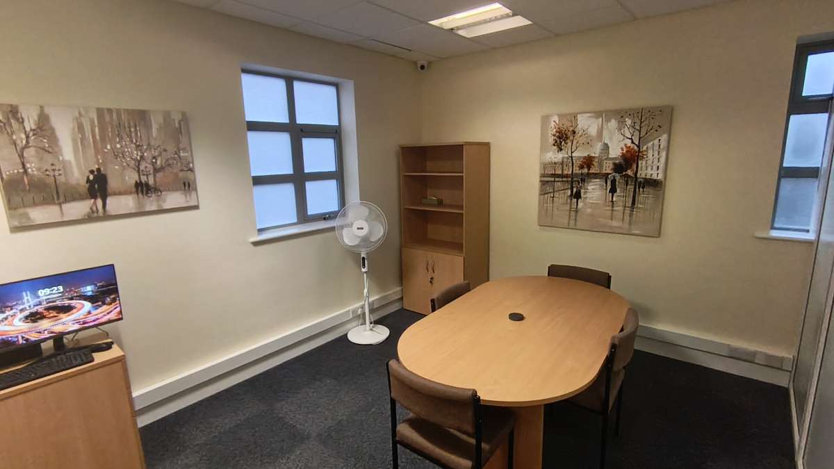 Office in Kibworth Business Park - photo 4