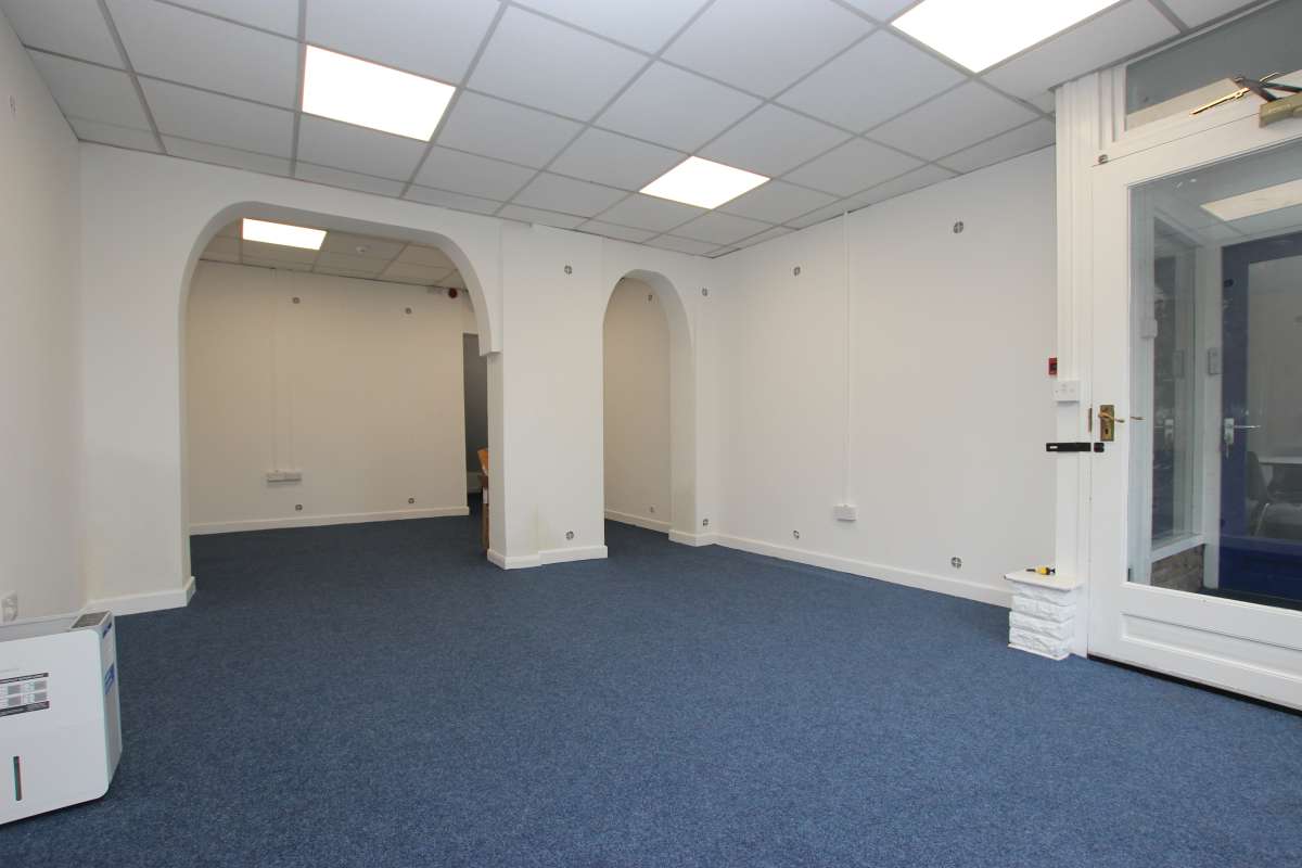 Office in Sleaford - photo 4