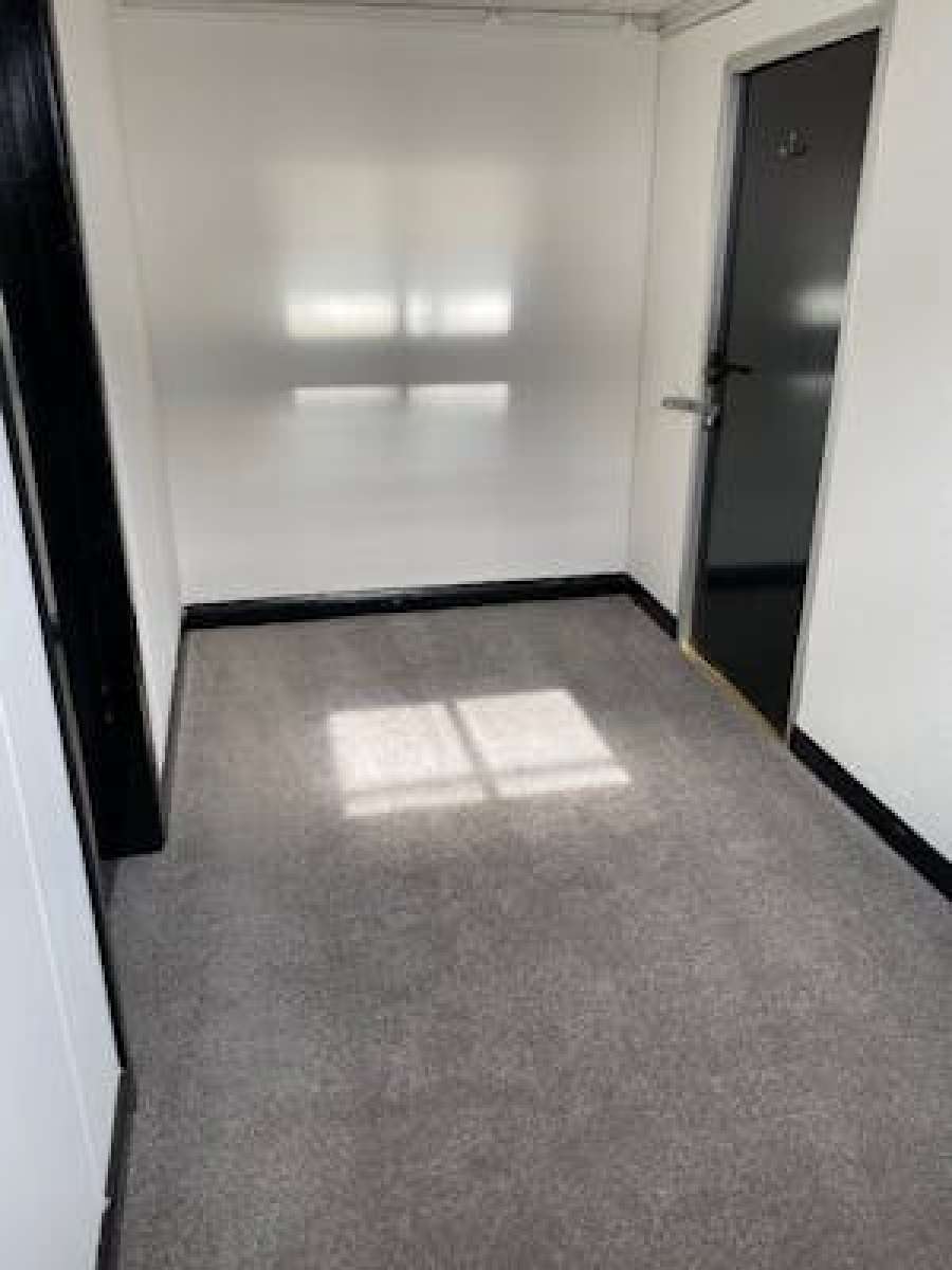 Office in Greenwich - photo 3