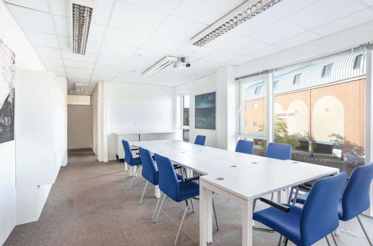 Office in London - photo 3