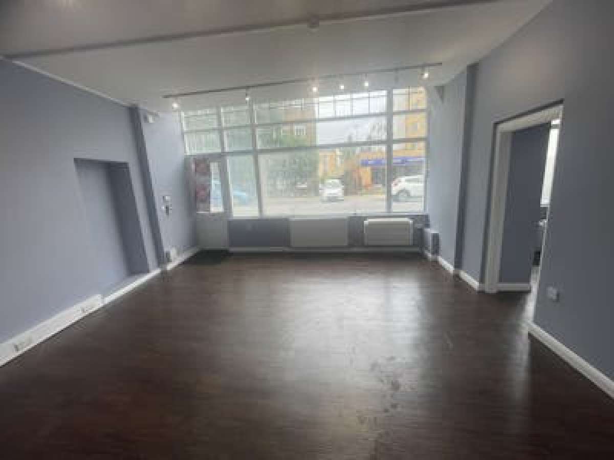 Office in London - photo 3