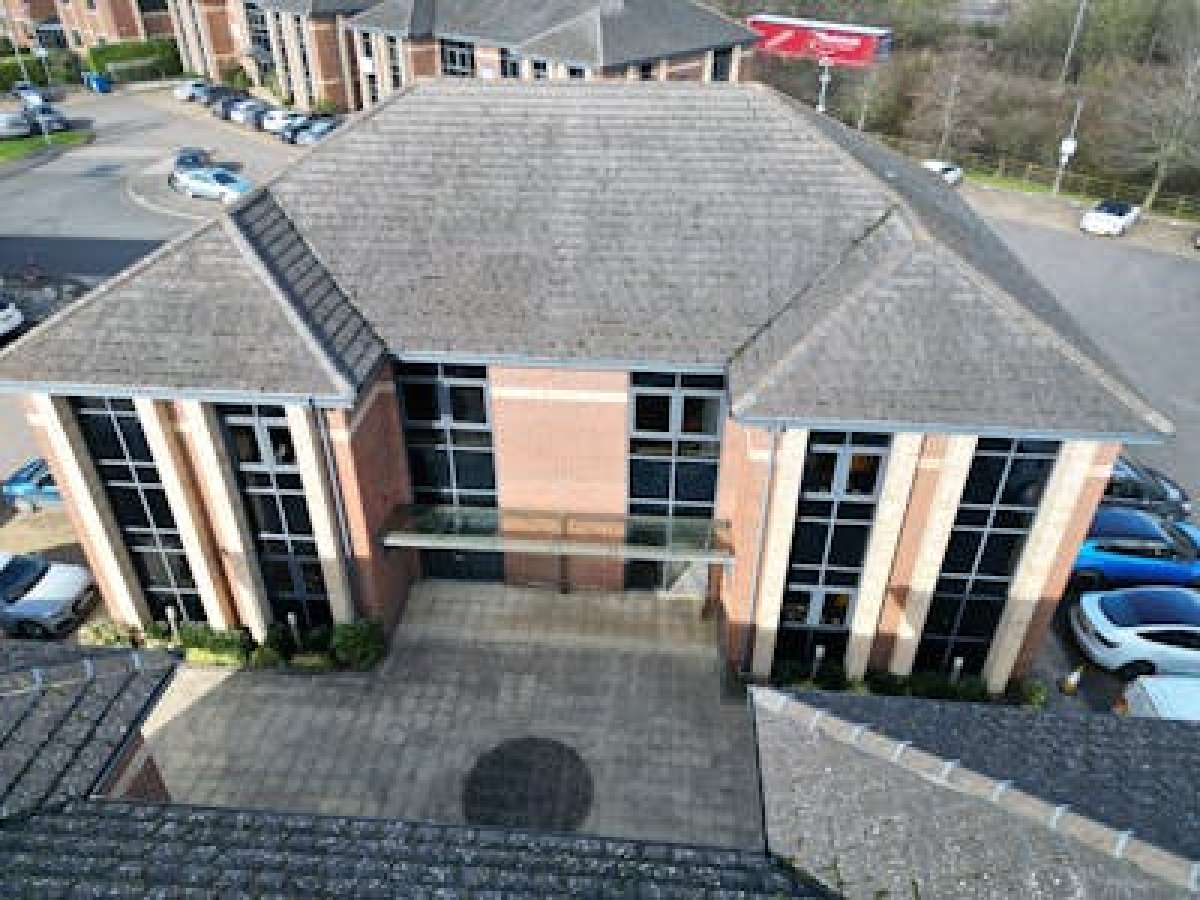 Office in Northampton - photo 3