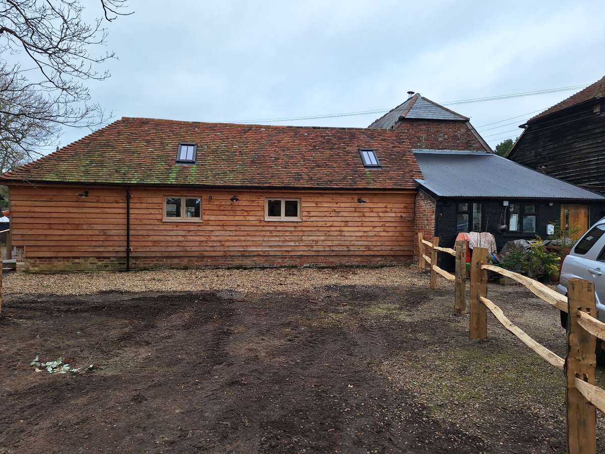 Office in West Grinstead - photo 2