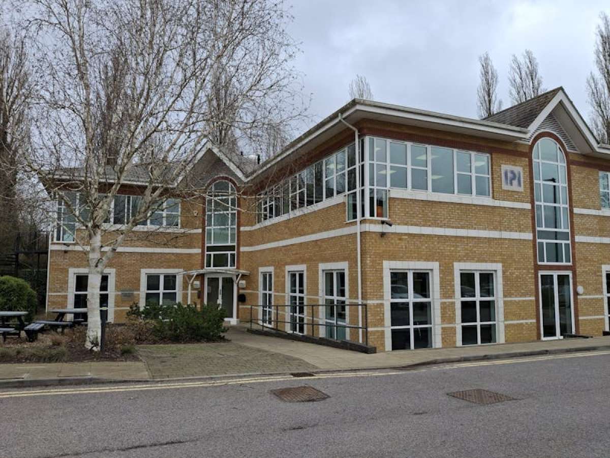 Office in Reading - photo 2
