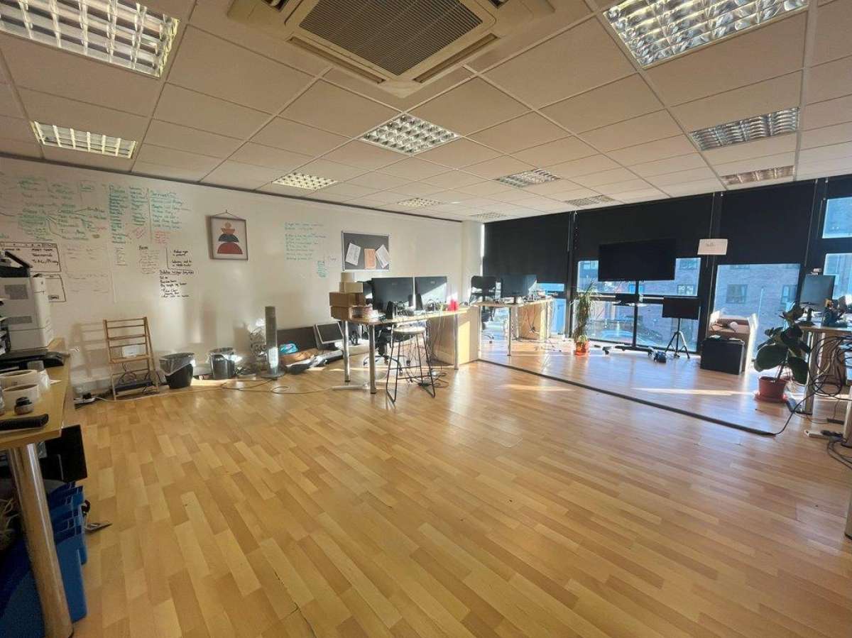 Office in Stowmarket - photo 3