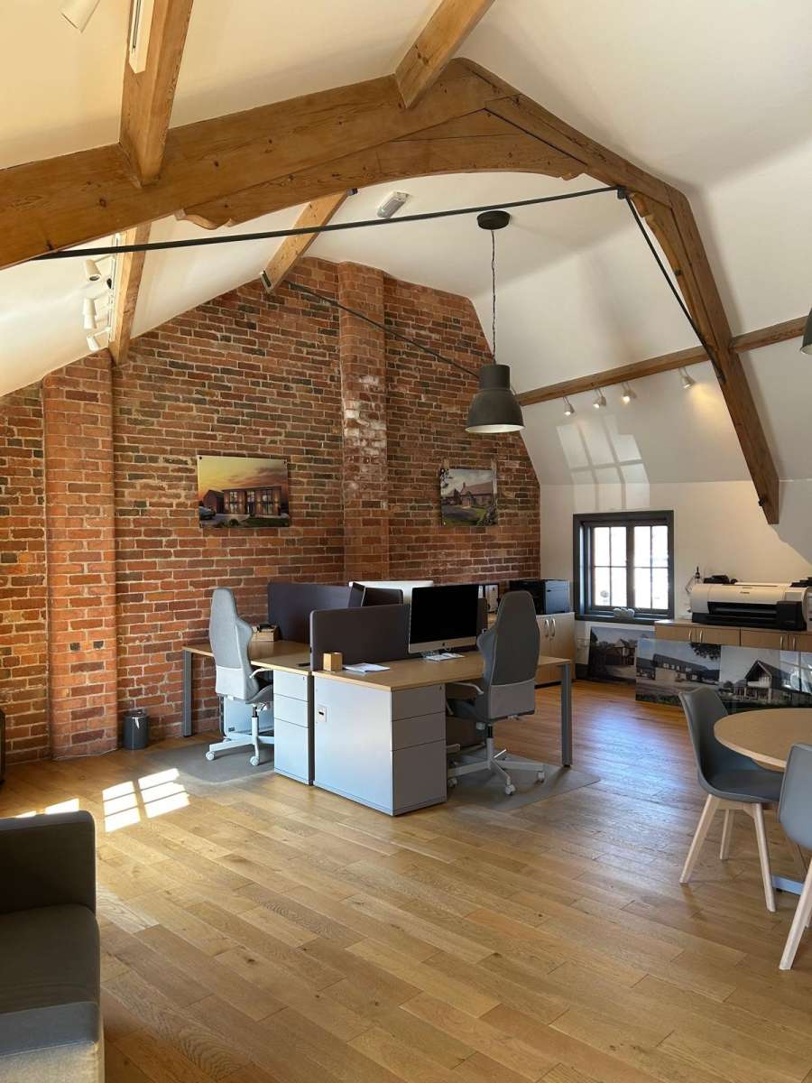 Office in Derby - photo 4