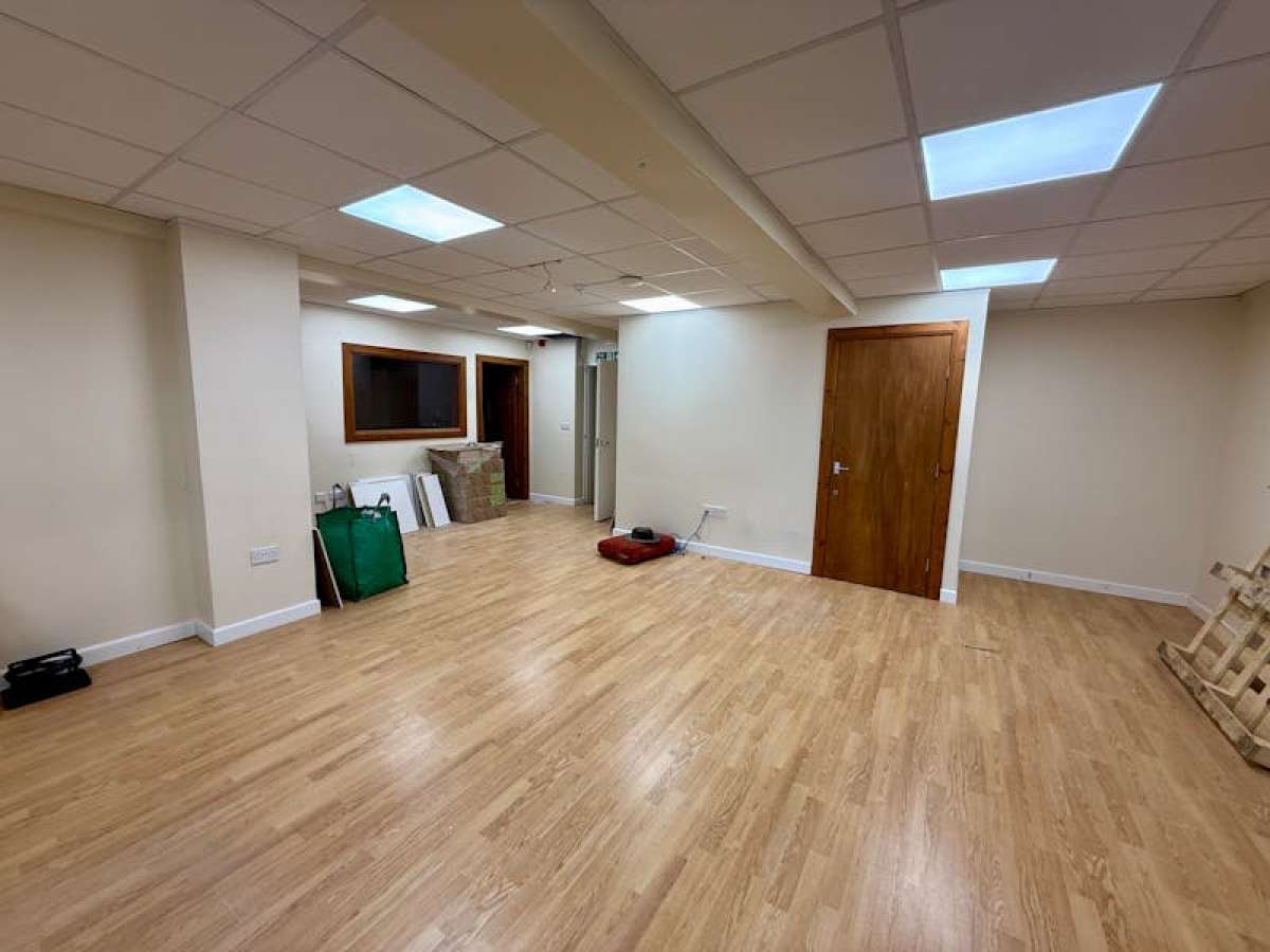 Office in Bournemouth - photo 2