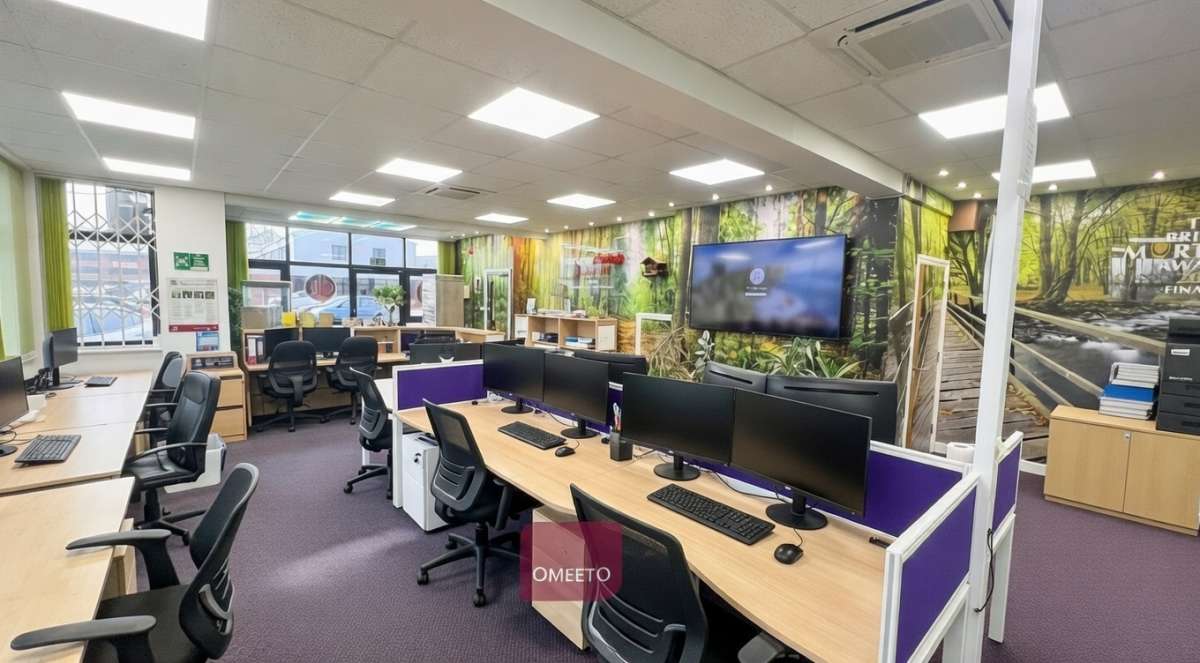 Office in Derby - photo 2