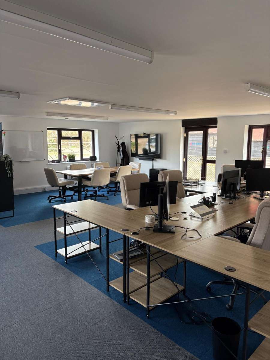 Office in Southampton - photo 2