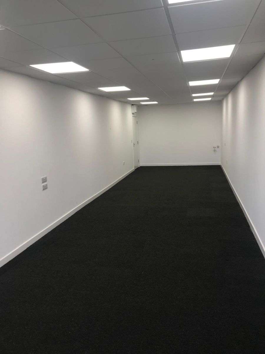 Office in Wirral - photo 2