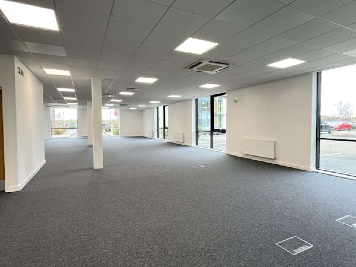 Office in Leeds - photo 2