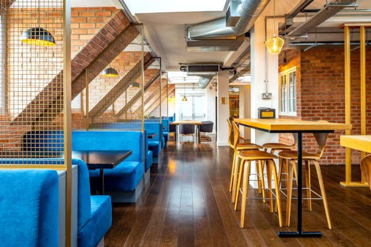 Office in London - photo 4