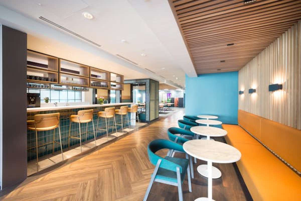 Office in London - photo 2