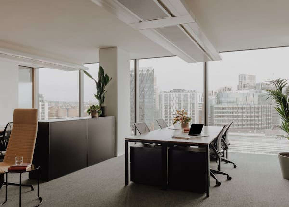 Office in London - photo 3