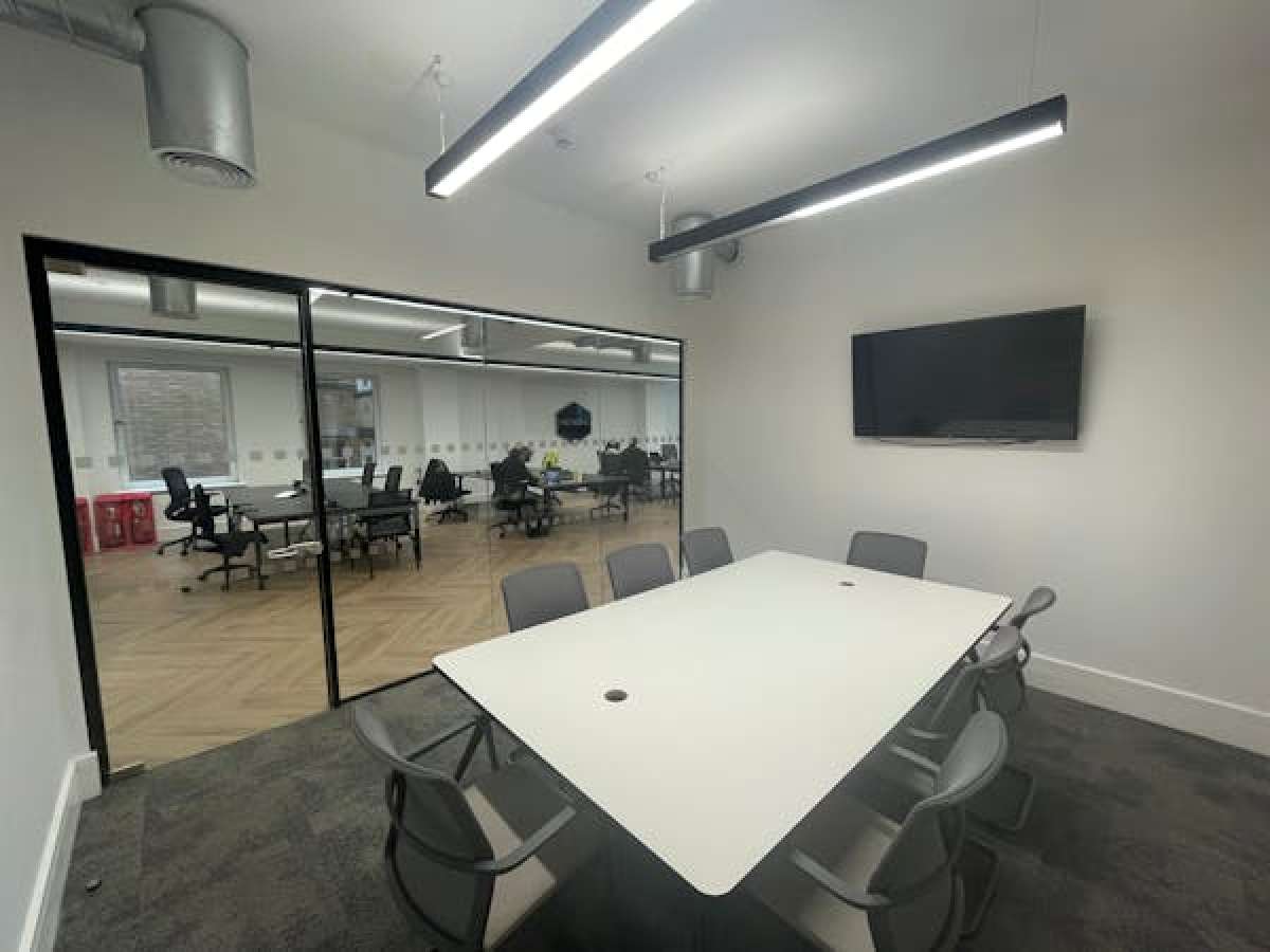 Office in Birmingham - photo 2