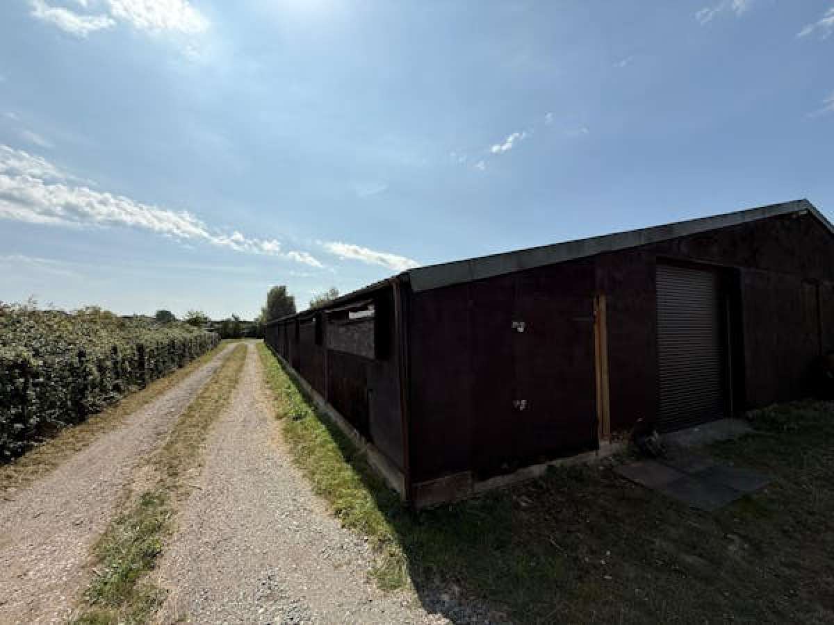 Office in Milton Keynes - photo 4