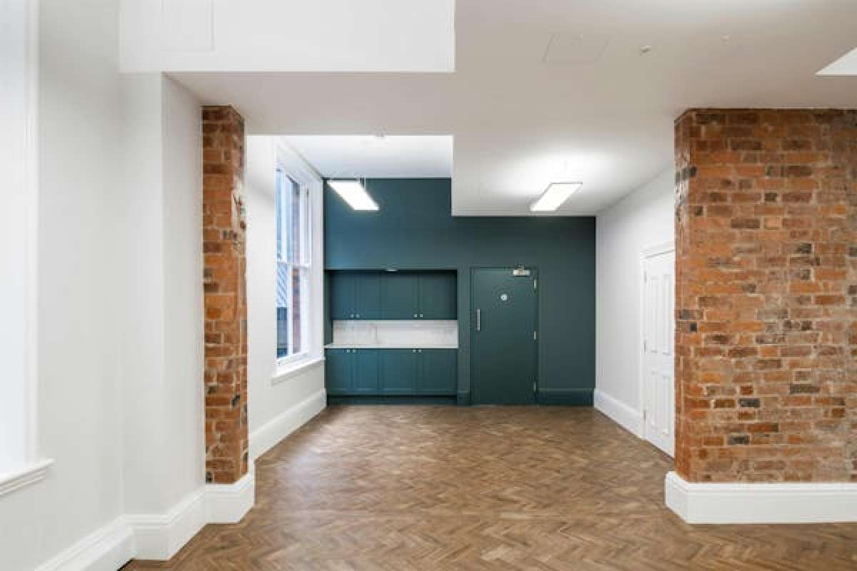 Office in Birmingham - photo 3