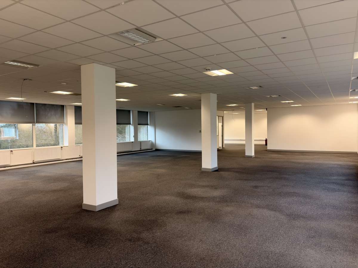 Office in Warwick - photo 2