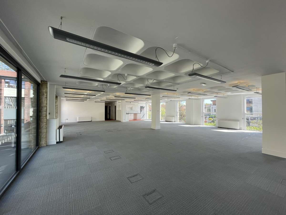 Office in Bath - photo 2