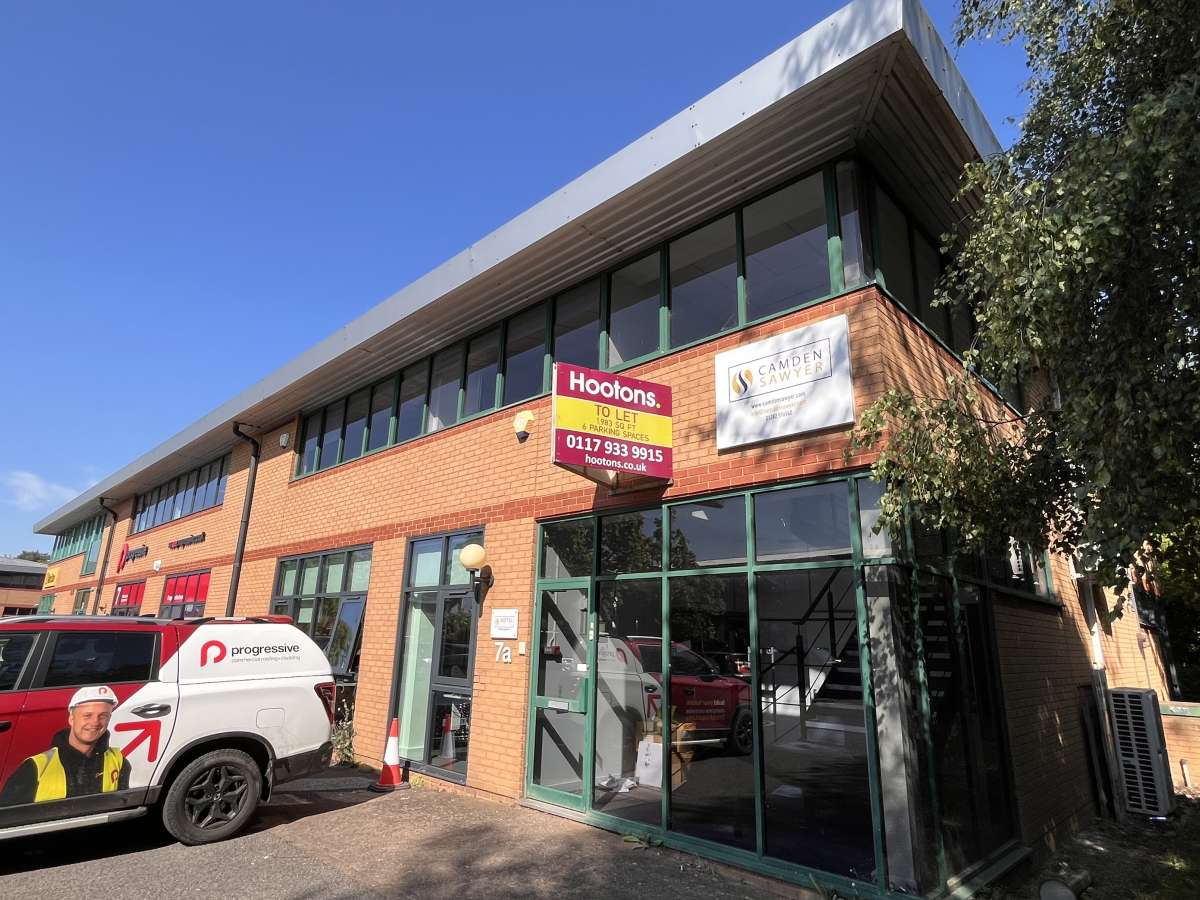 Office in Marsh Barton Trading Estate - photo 2