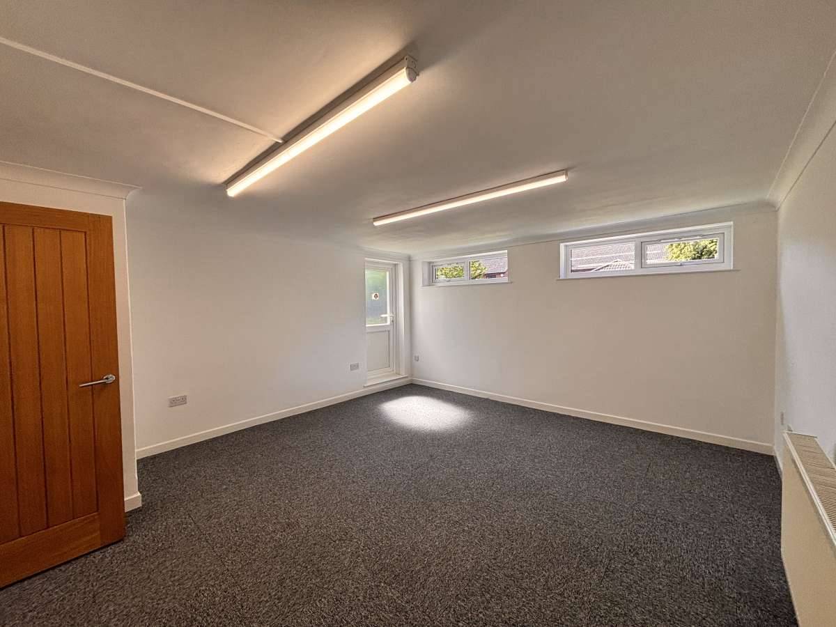 Office in Norwich - photo 4