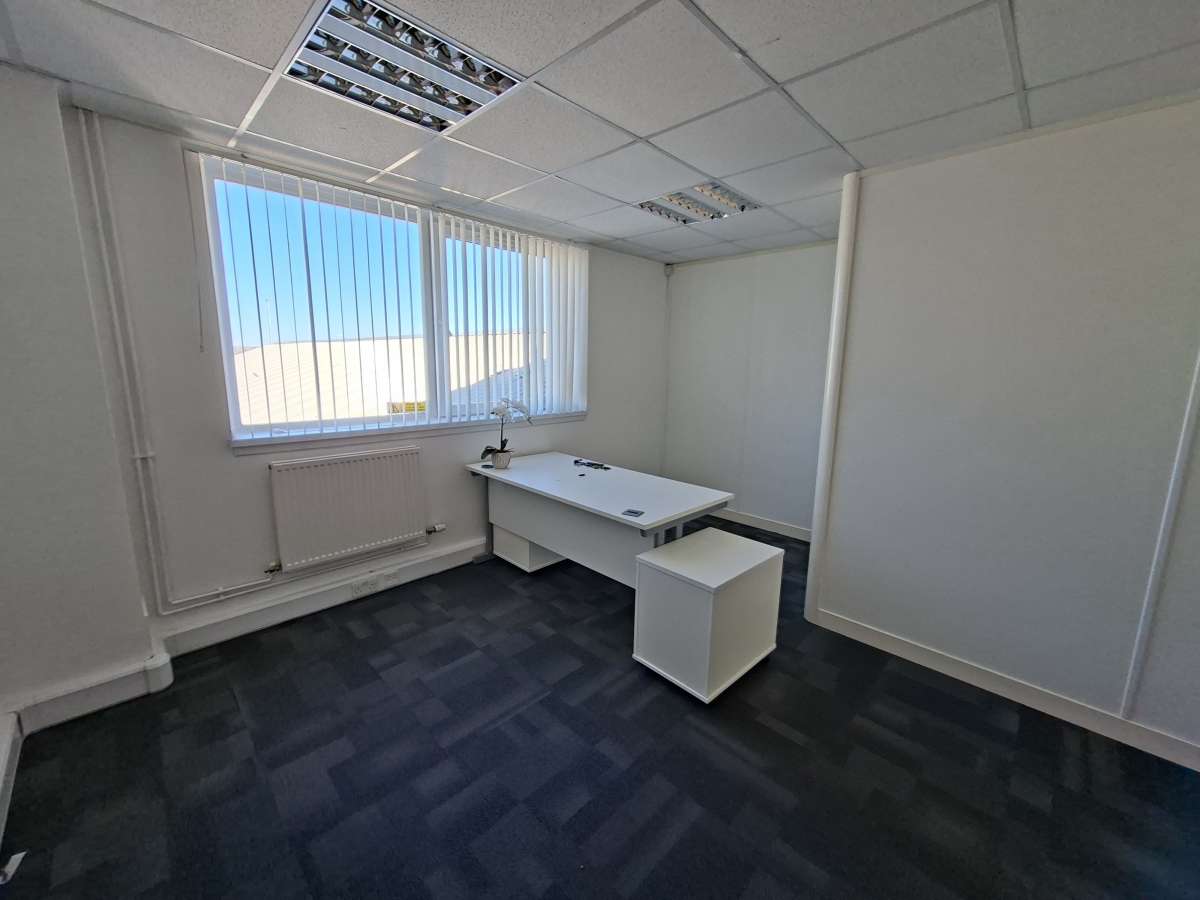 Office in Aberdeen - photo 3