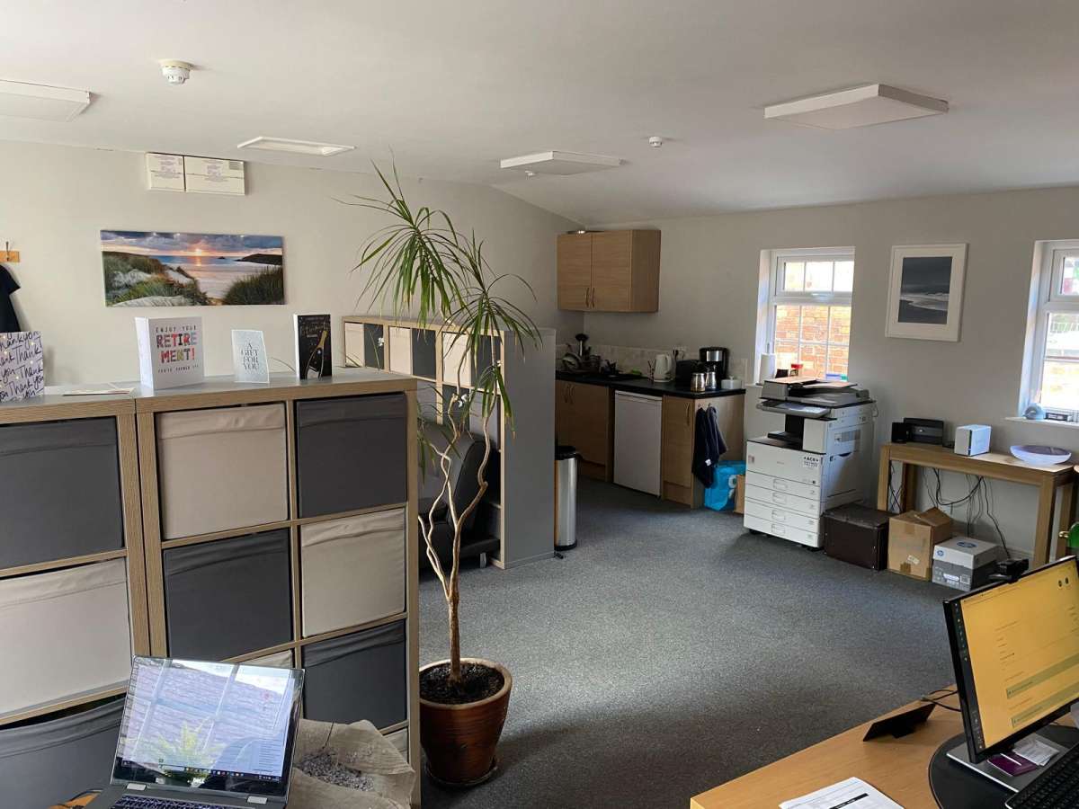 Office in Market Harborough - photo 3