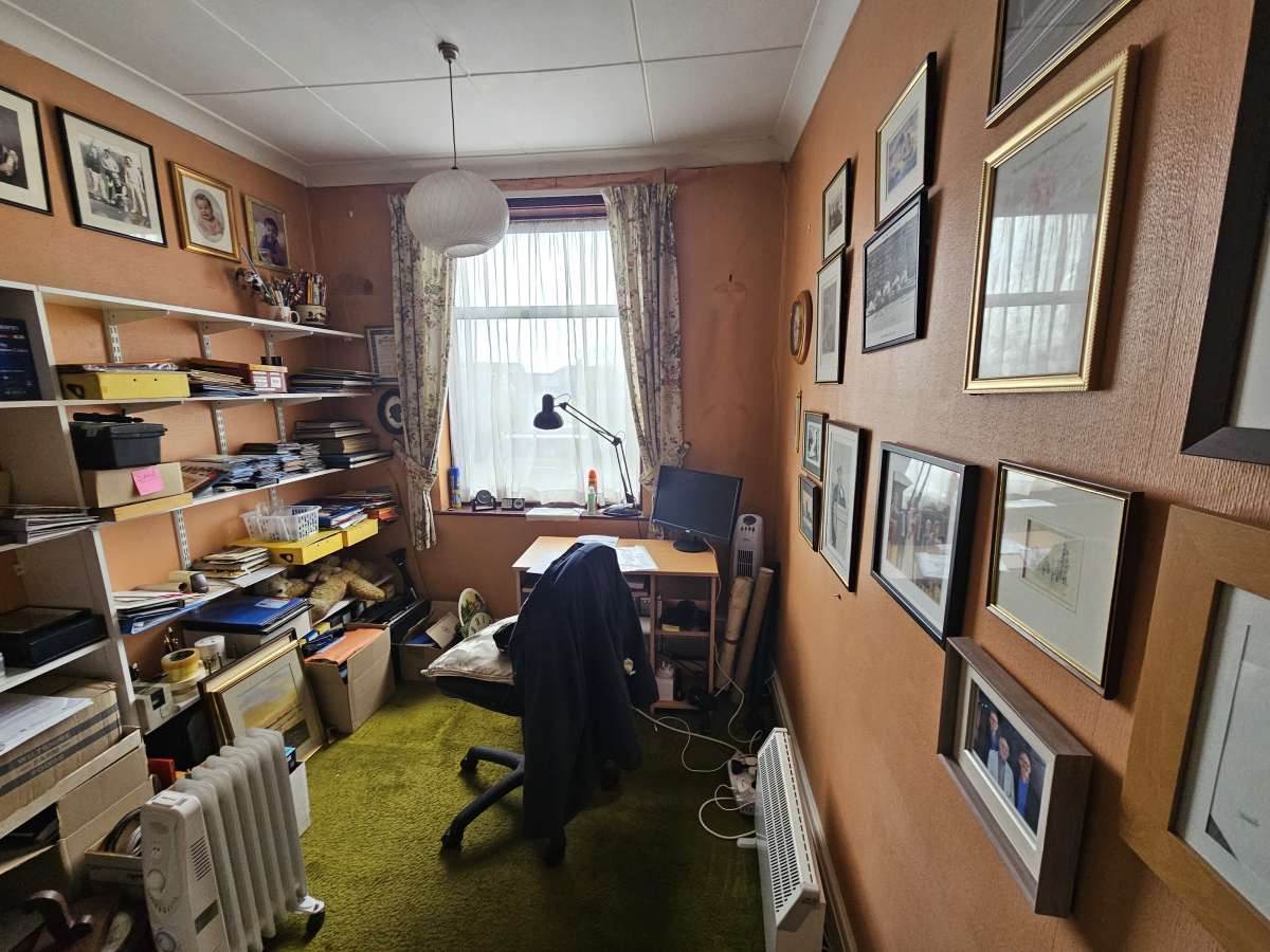 Office in Gillingham - photo 4