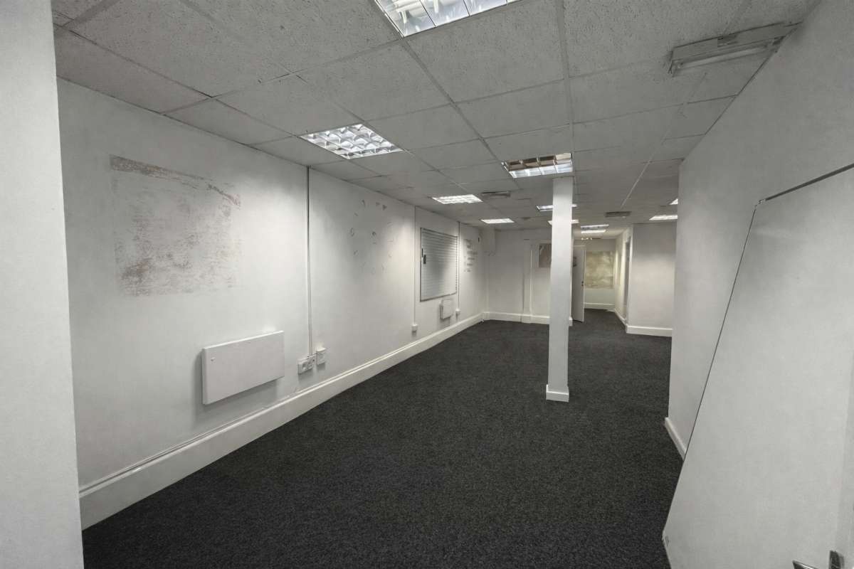 Office in Plymouth - photo 4
